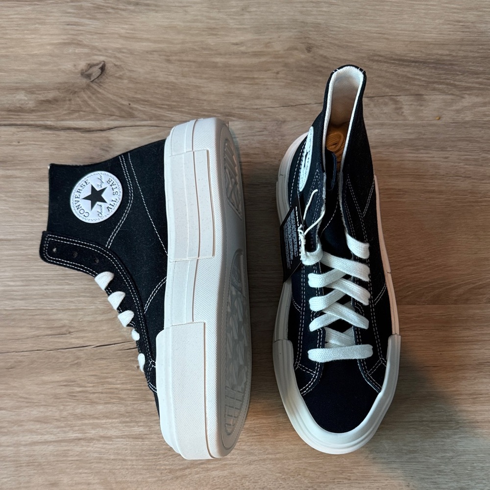Converse Black Chuck Taylor All Star Cruise Sneakers Tops sz W8.5 M7 - Picture 2 of 13